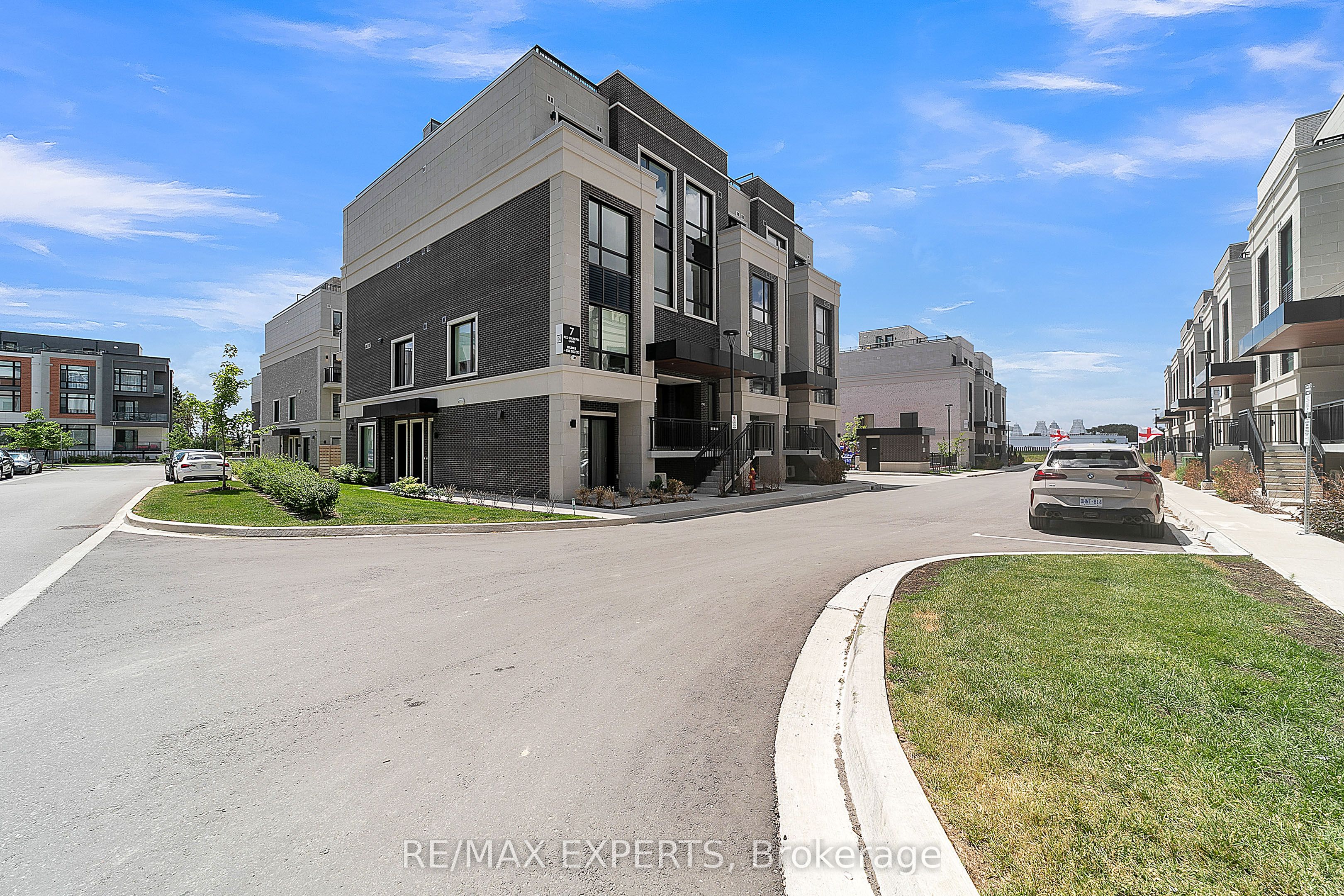 E103-7 Red Squirrel Lane Lane, Richmond Hill, ON, L4S 0P5