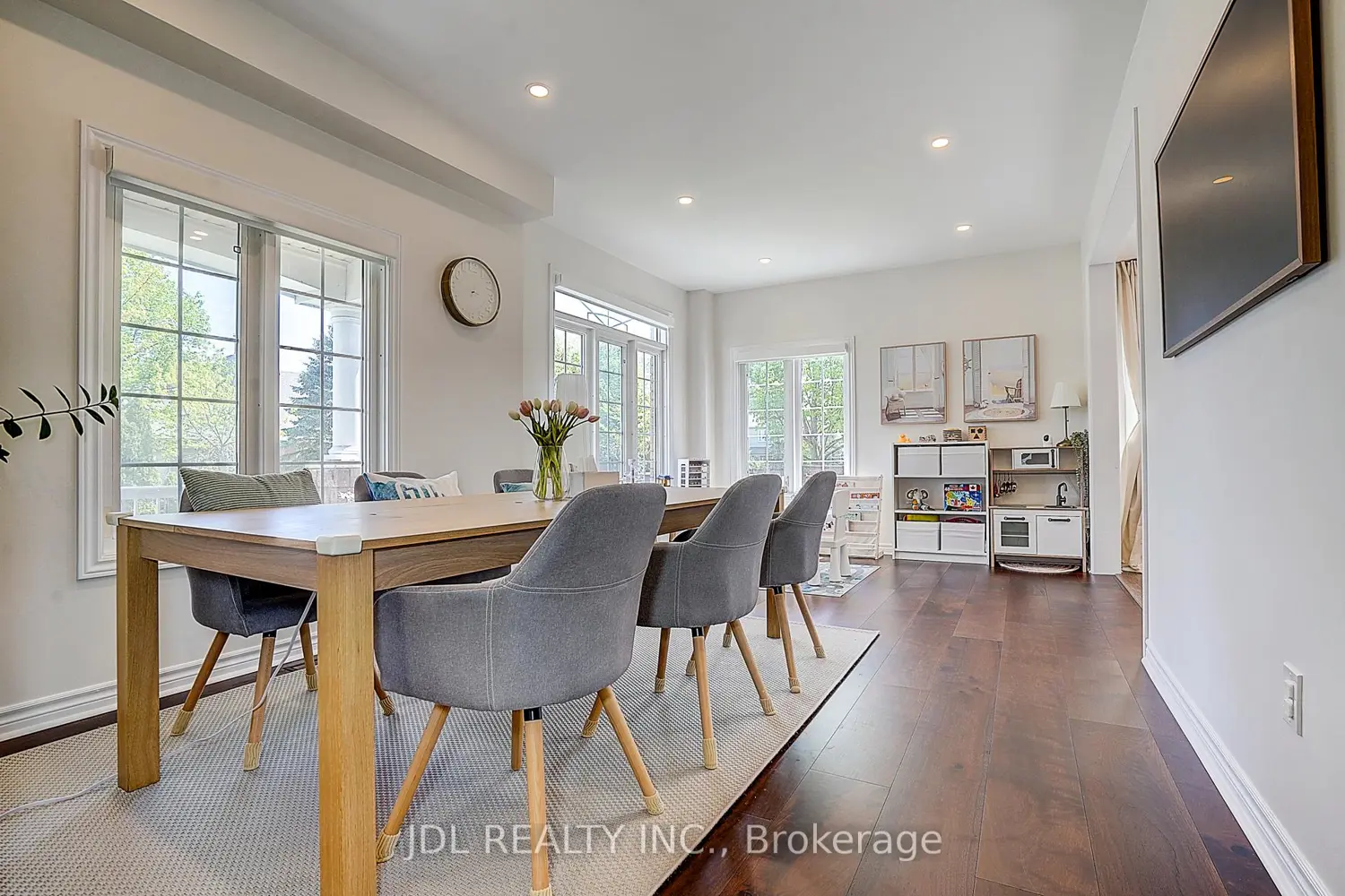 1 Miramar Drive photo 4