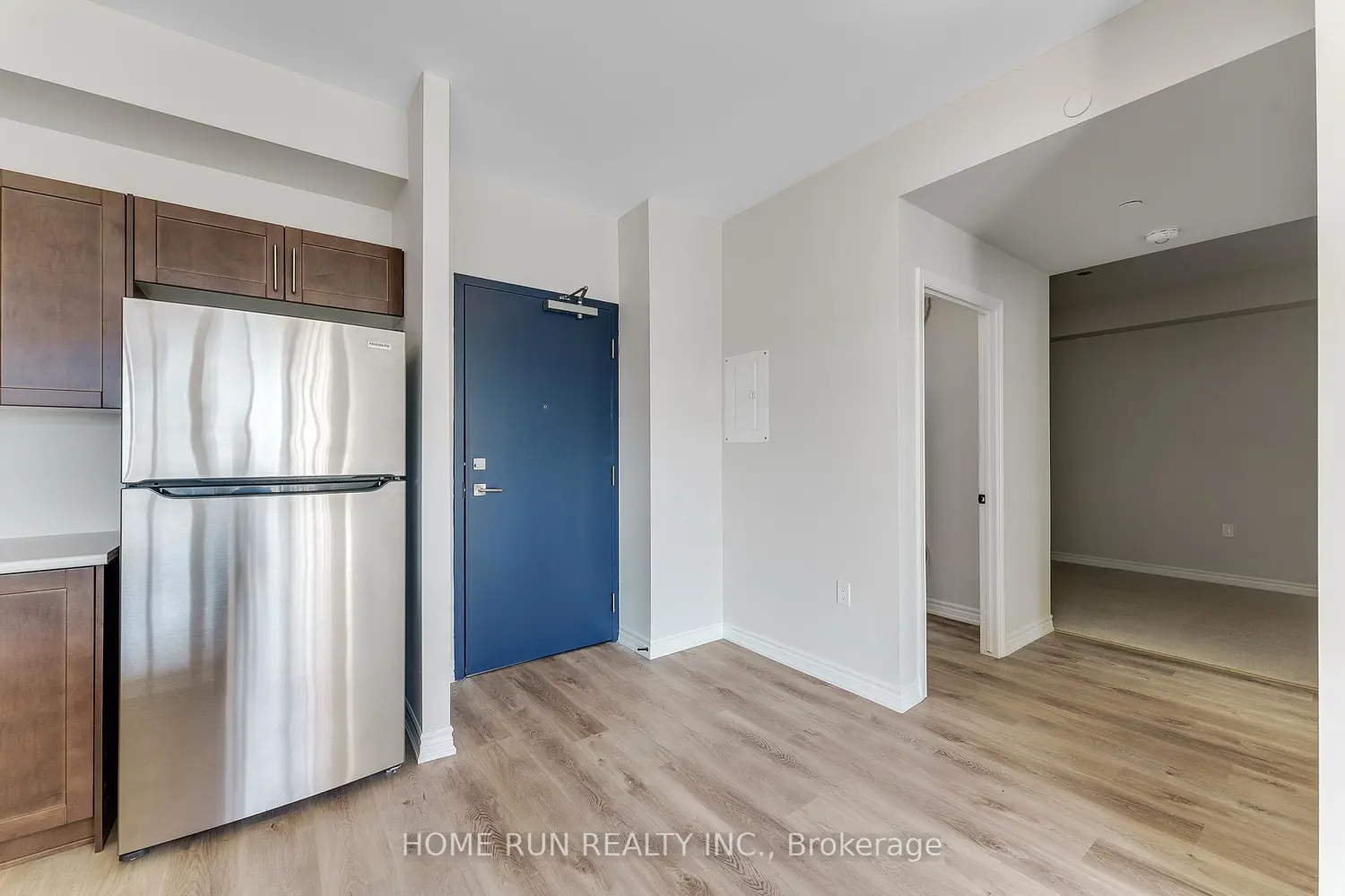 397 Codd's Road 302 photo 4