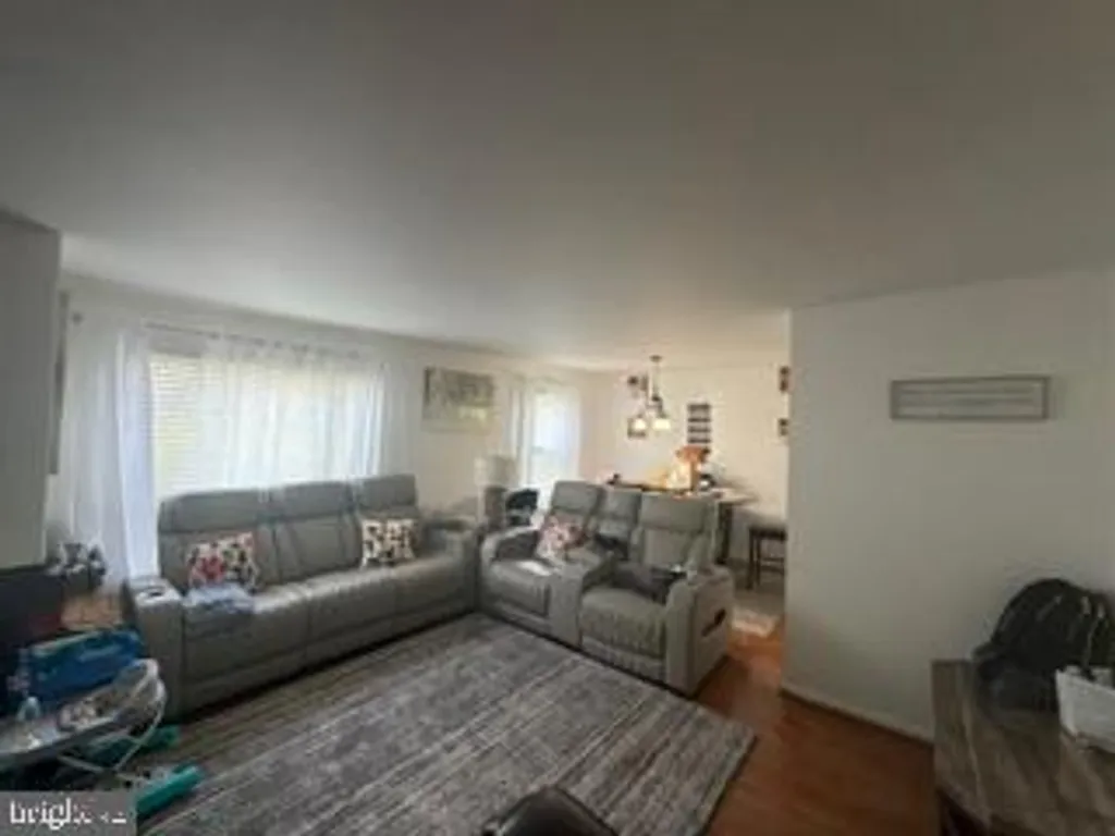 6925 Scotch Drive, Laurel, MD 20707 photo 2