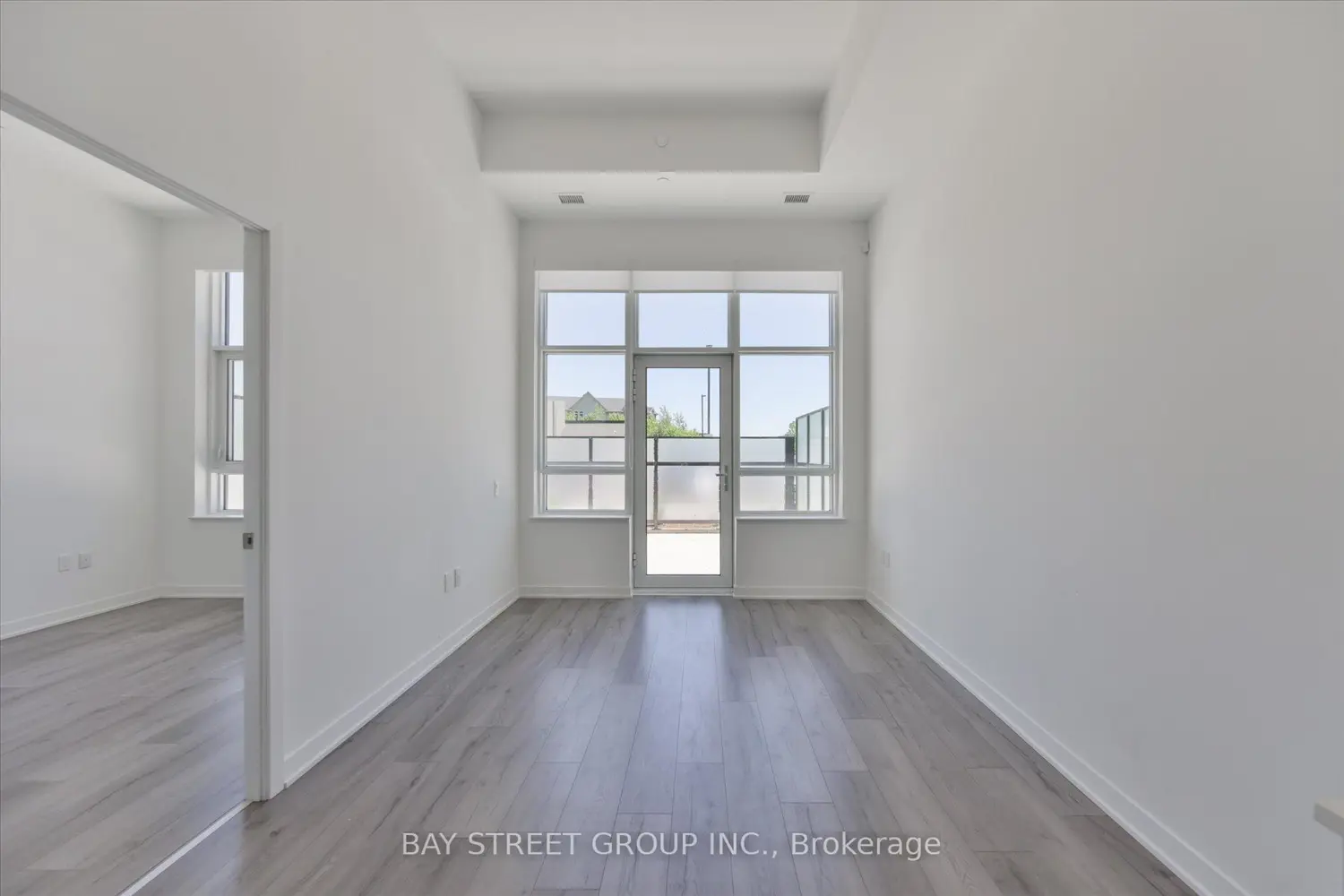 395 Dundas Street 130 photo 5