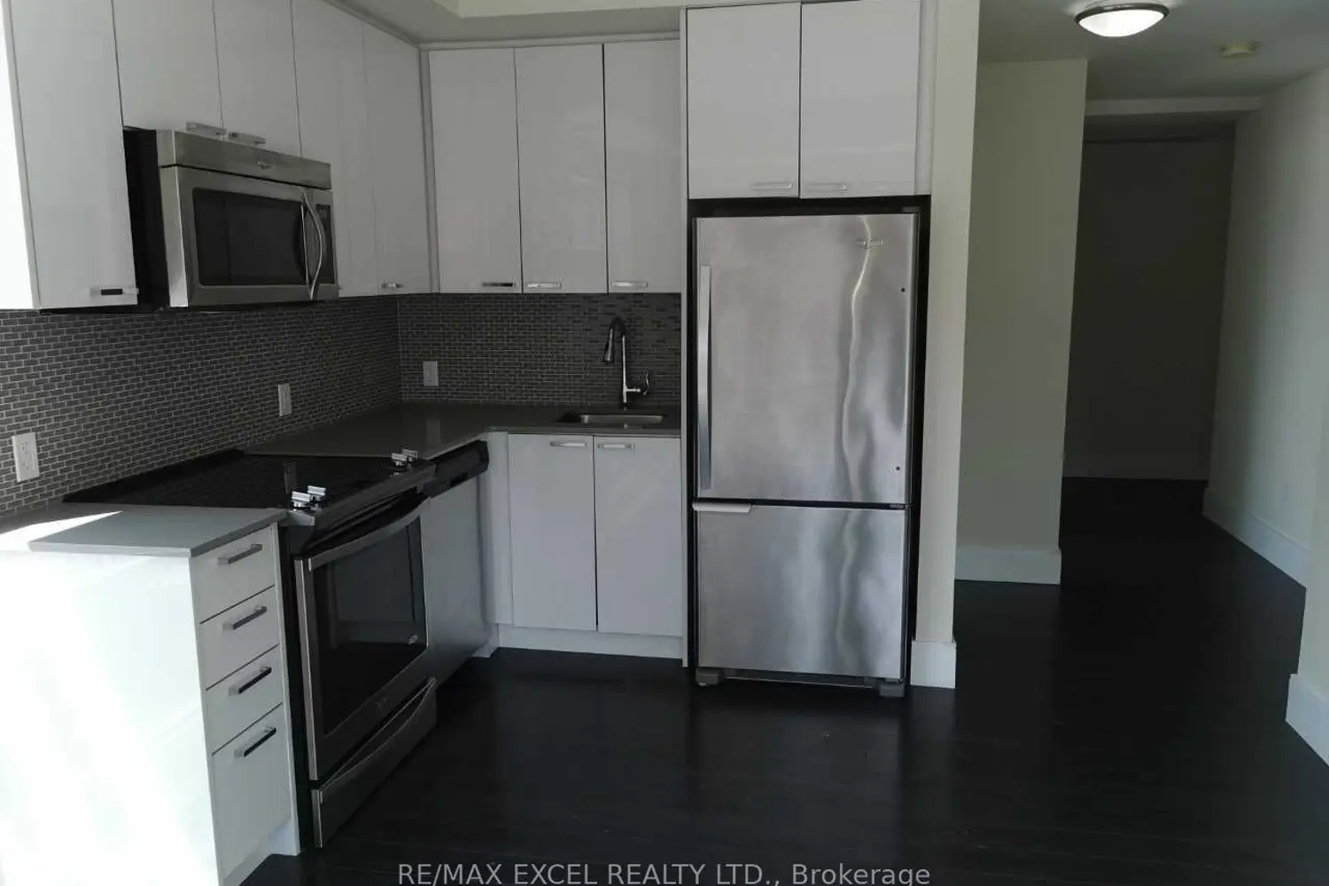 155 St. Leger Street 107 photo 3