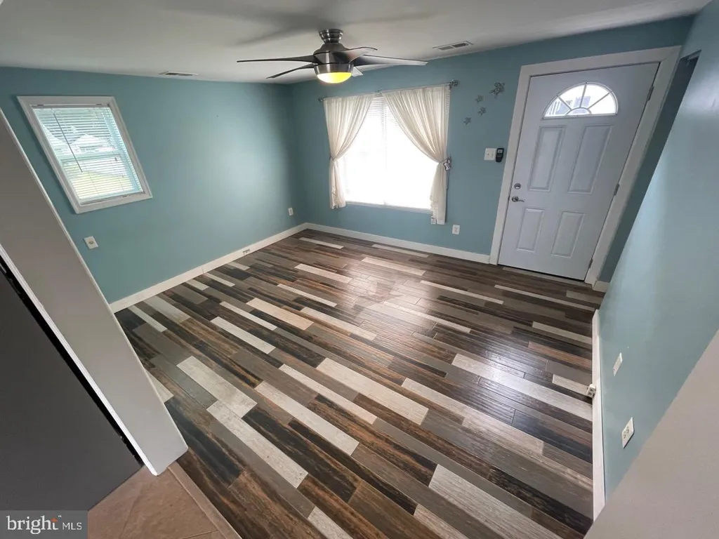 1172 Cedar Avenue, Shady Side, MD 20764 photo 5