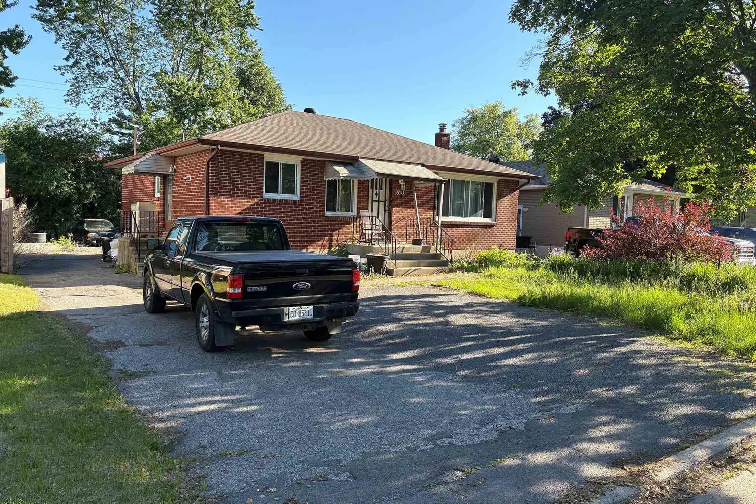 320 Fullerton Avenue photo 2