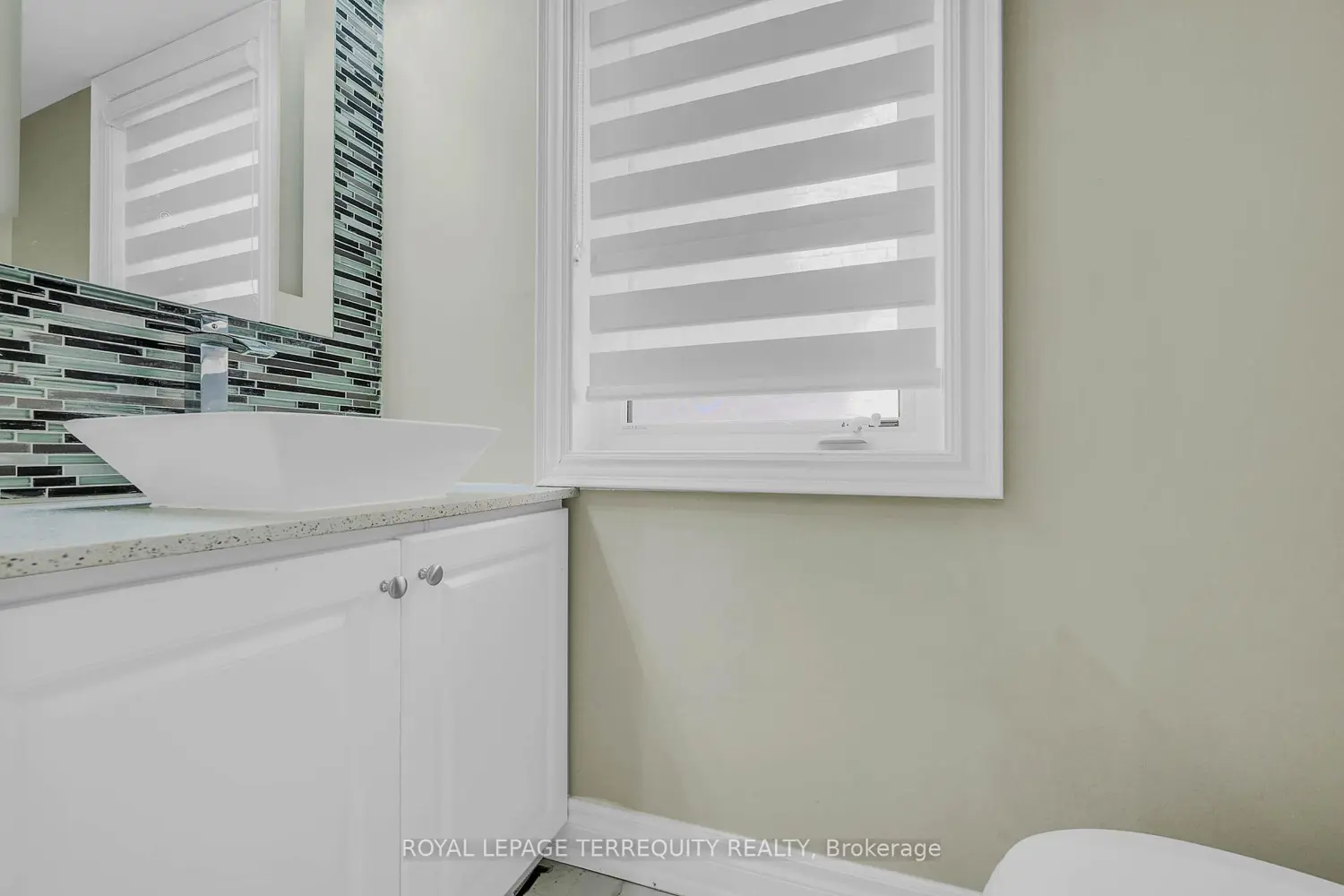 856 Audley Road photo 4