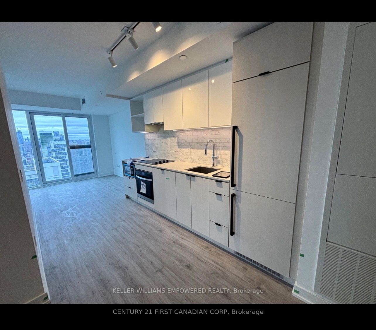 4303-252 Church Street, Toronto, ON, M5B 0E6