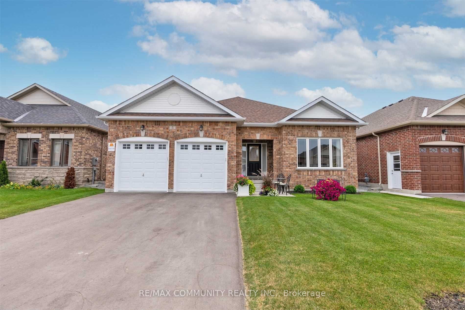 5 Pollock Avenue, Brock, ON, L0K 1A0