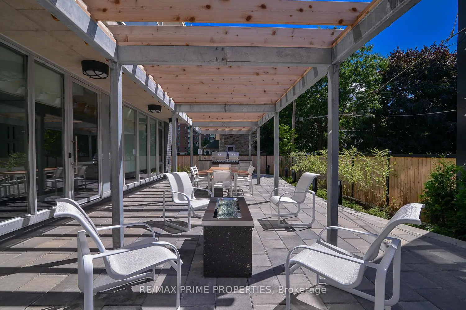 300 Lisgar Street 506 photo 4