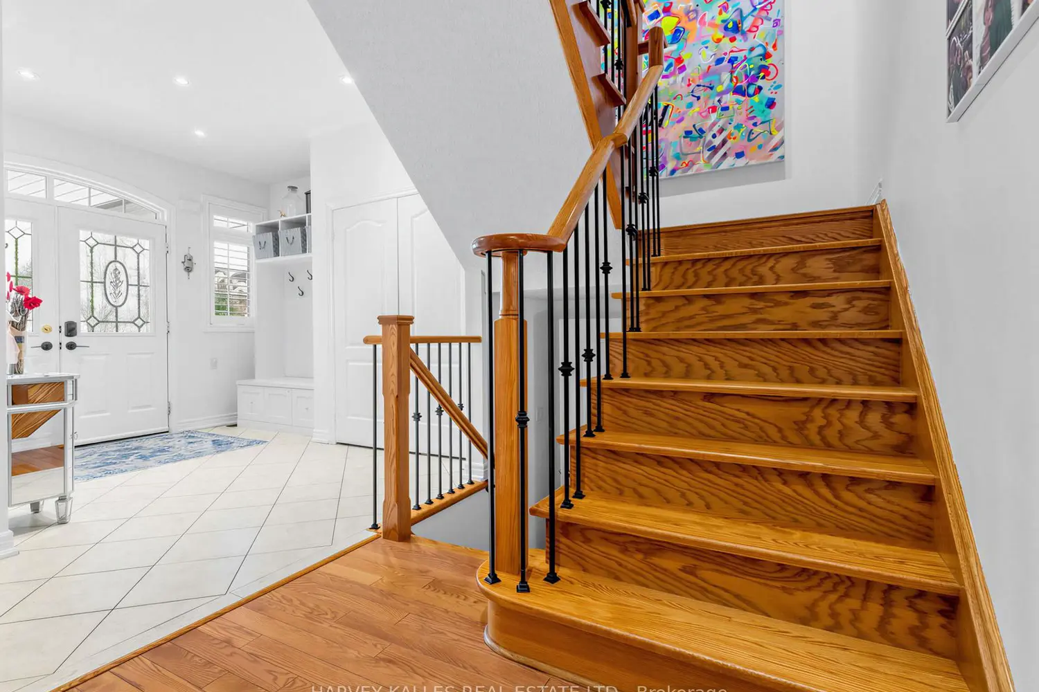 28 Southvale Drive photo 3
