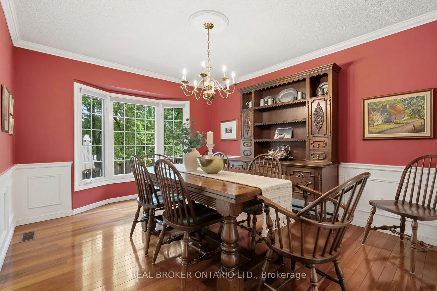 2241 Mansfield Drive photo 4