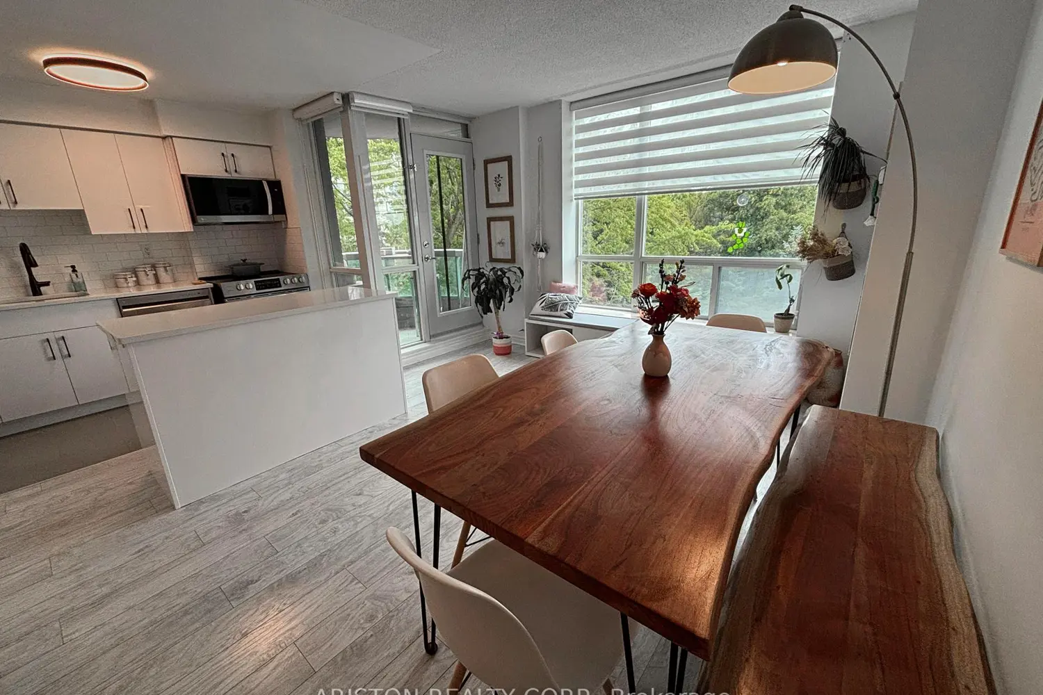 745 New Westminster Drive 409
