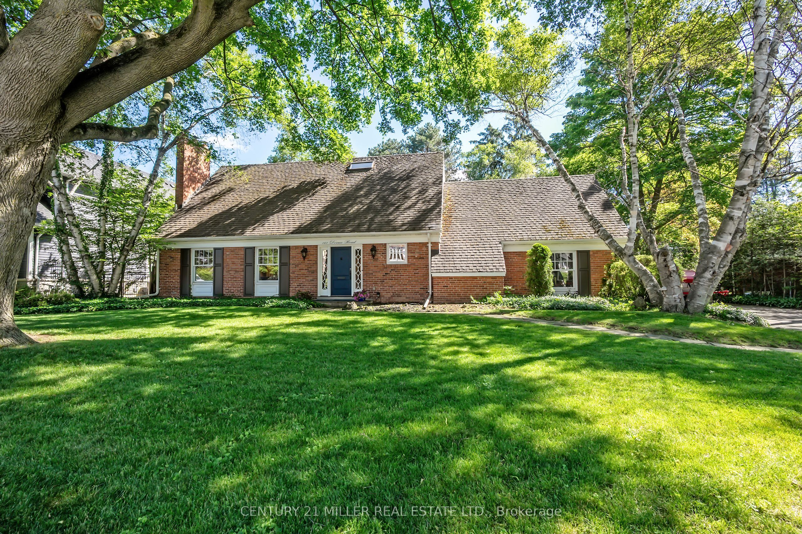 161 Dornie Road, Oakville, ON, L6J 4N7