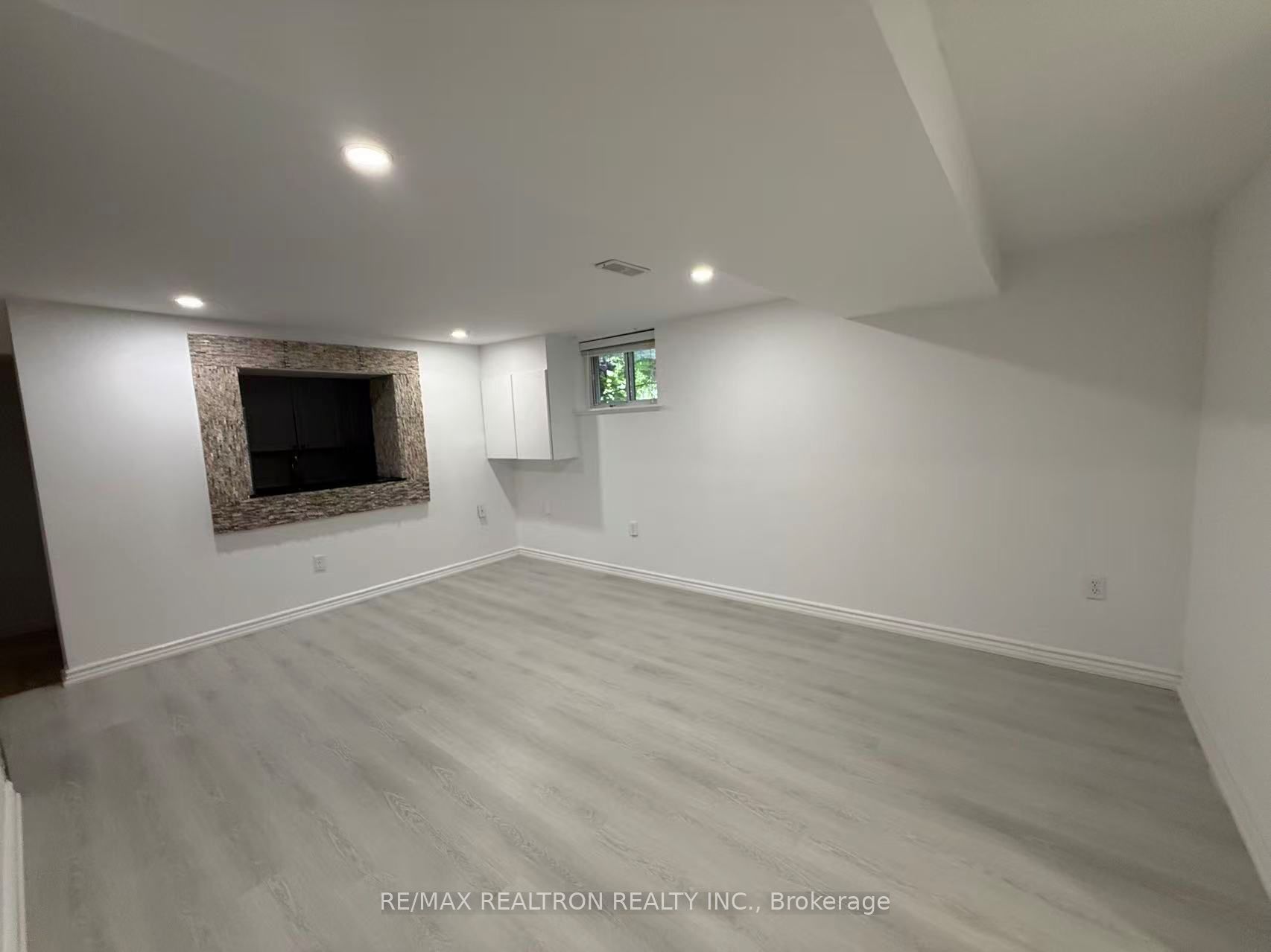 BSMT-223 Pleasant Avenue, Toronto, ON, M2M 1M6