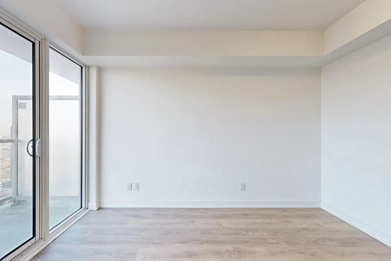 2033 Kennedy Road 3303