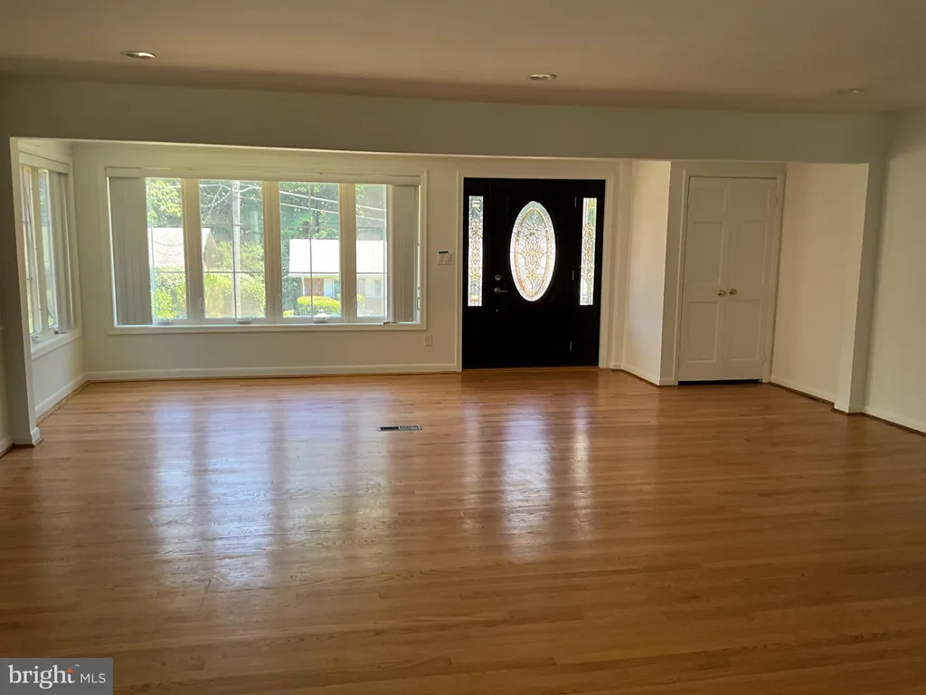 10708 Meadowhill Road, Silver Spring, MD 20901 photo 3