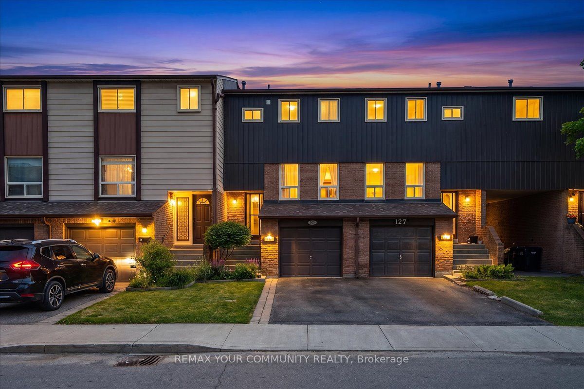 126-1221 Dundix Road, Mississauga, ON, L4Y 3Y9