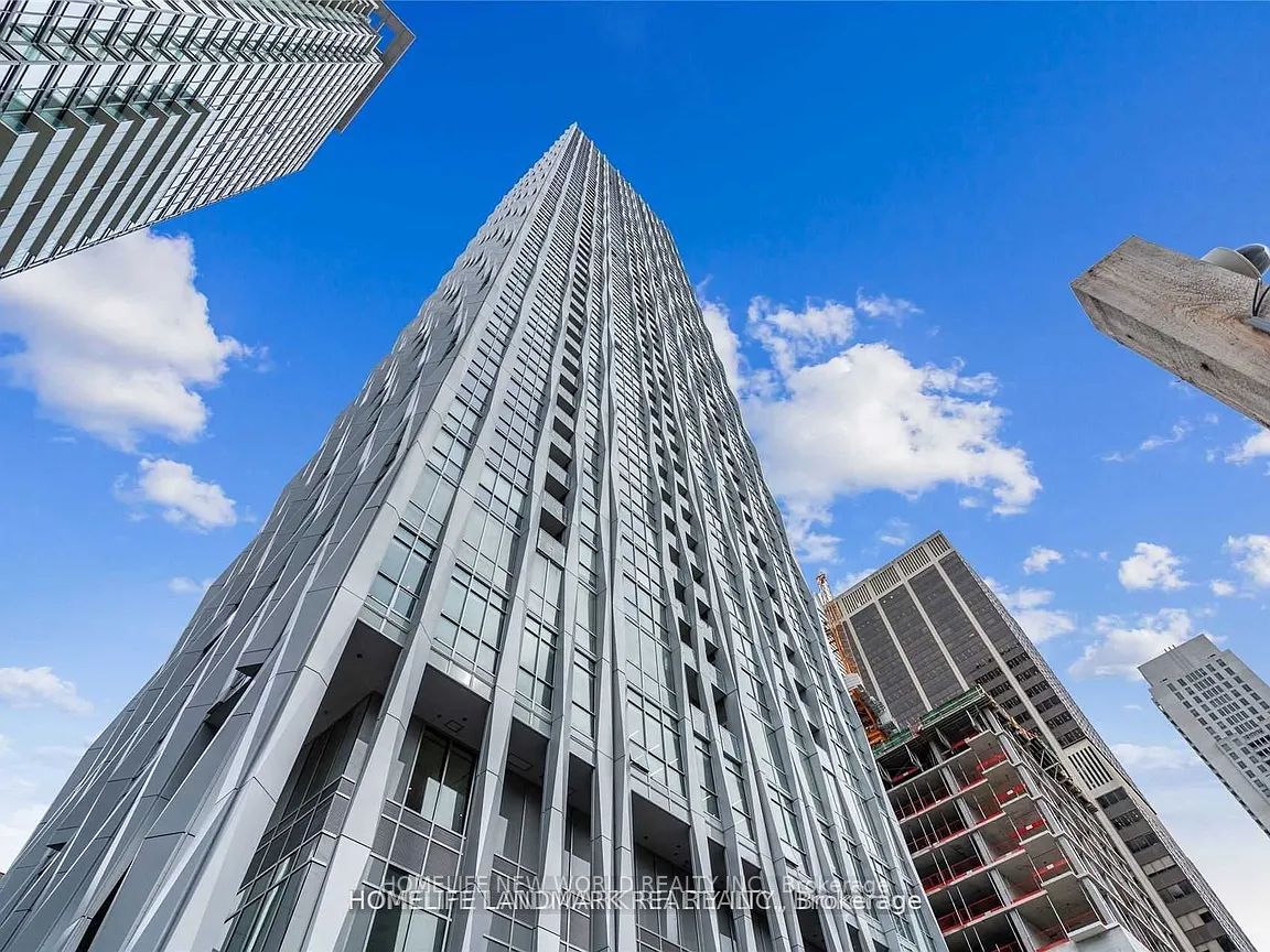 4608-1 Yorkville Avenue, Toronto, ON, M4W 0B1