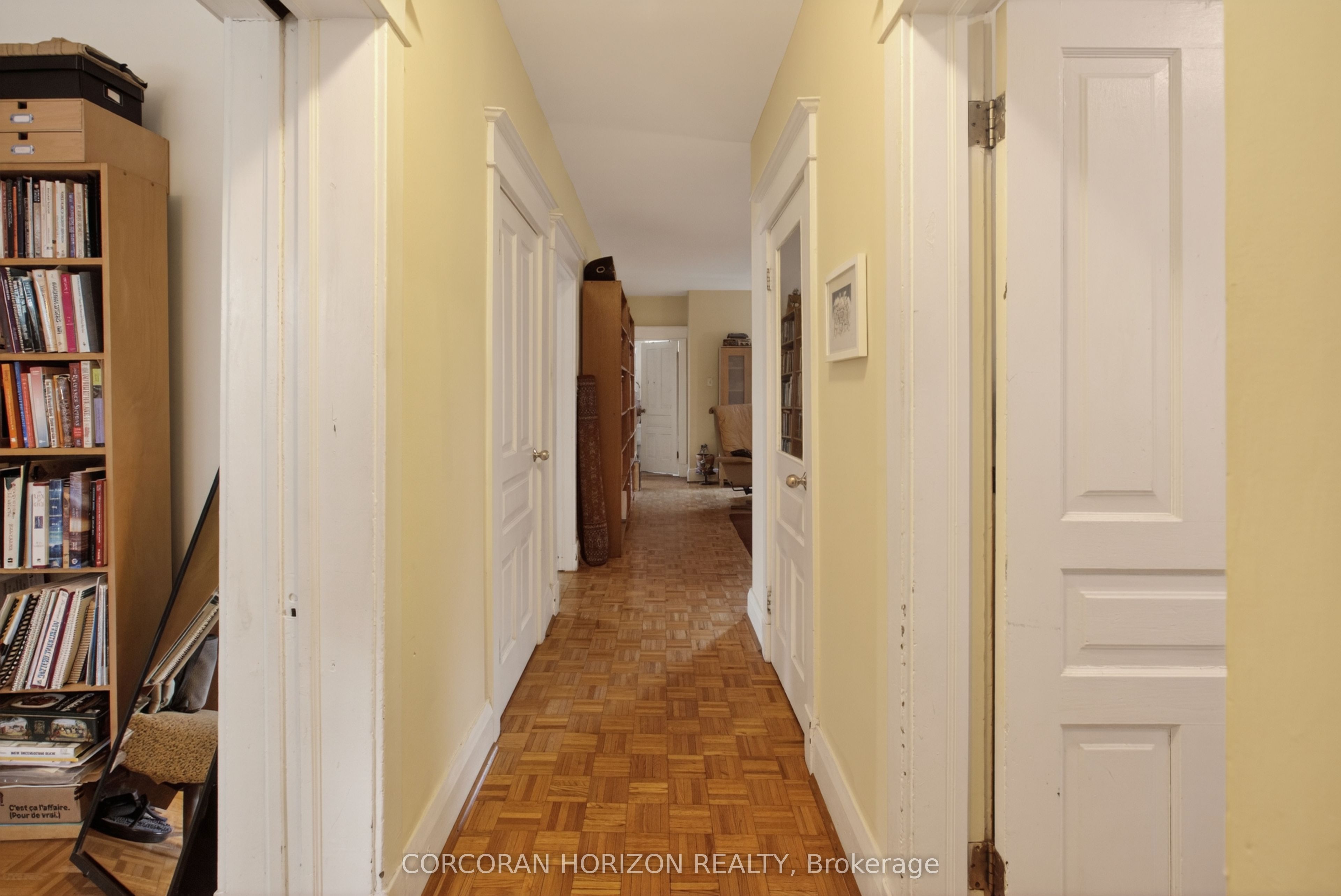 355 Parkside Drive, Toronto, ON, M6R 2Z4 photo 5