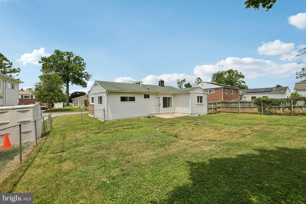 933 Prestwood Road, Catonsville, MD 21228