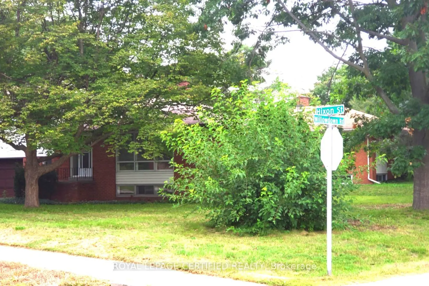 1373 Hixon Street photo 2