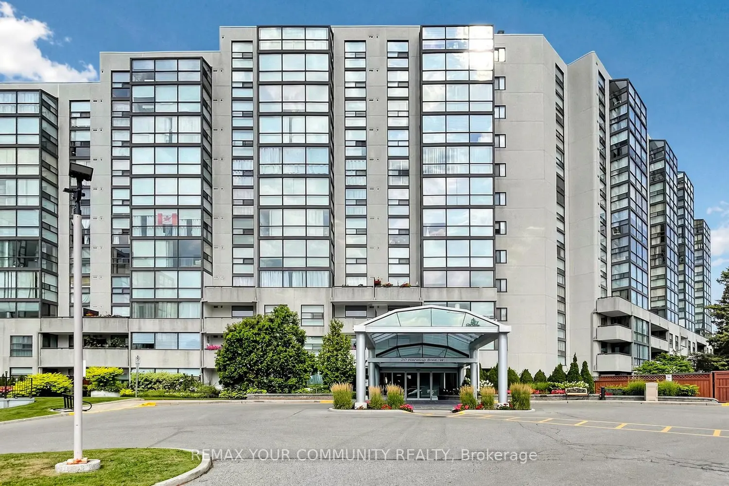 20 Harding Boulevard 1109