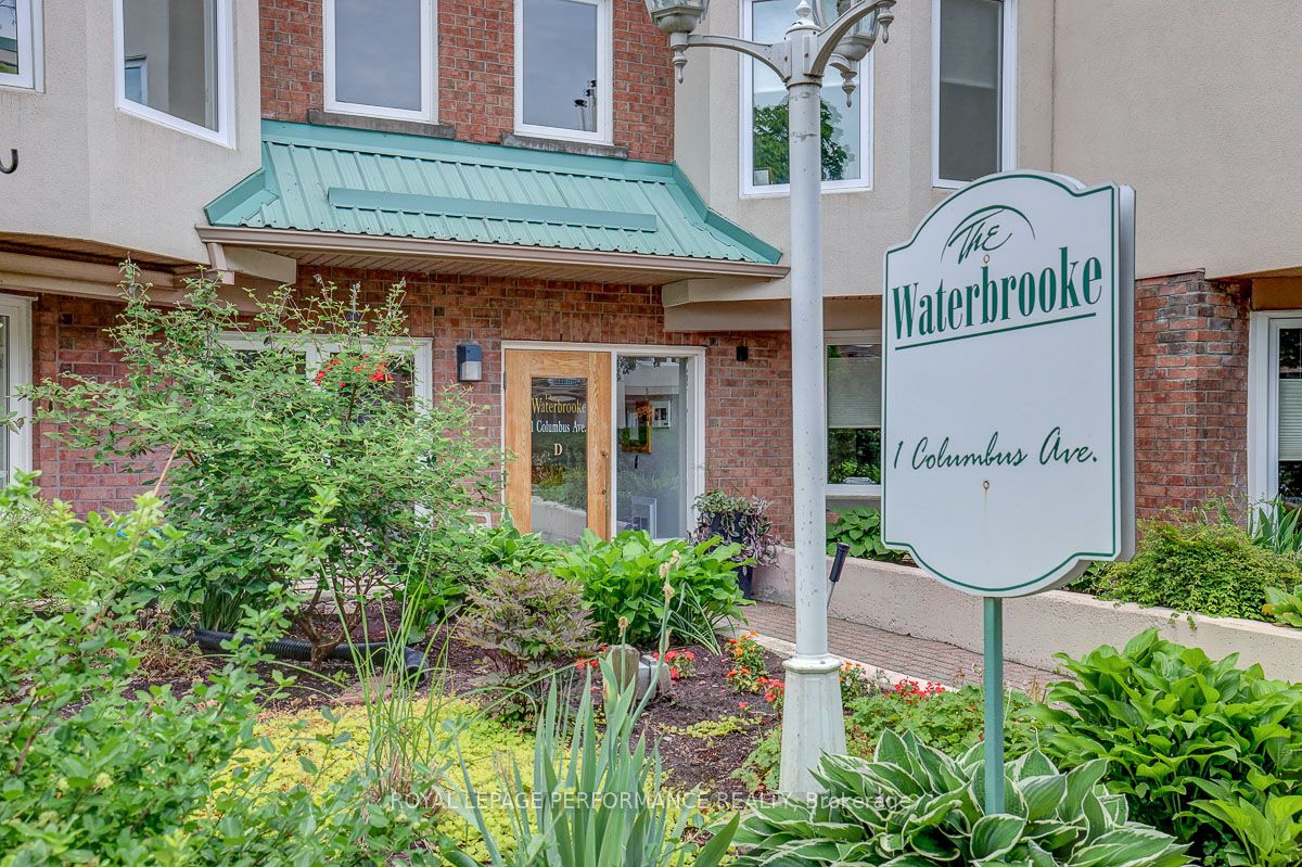 401D-1 Columbus Avenue, Ottawa, ON, K1K 4L1