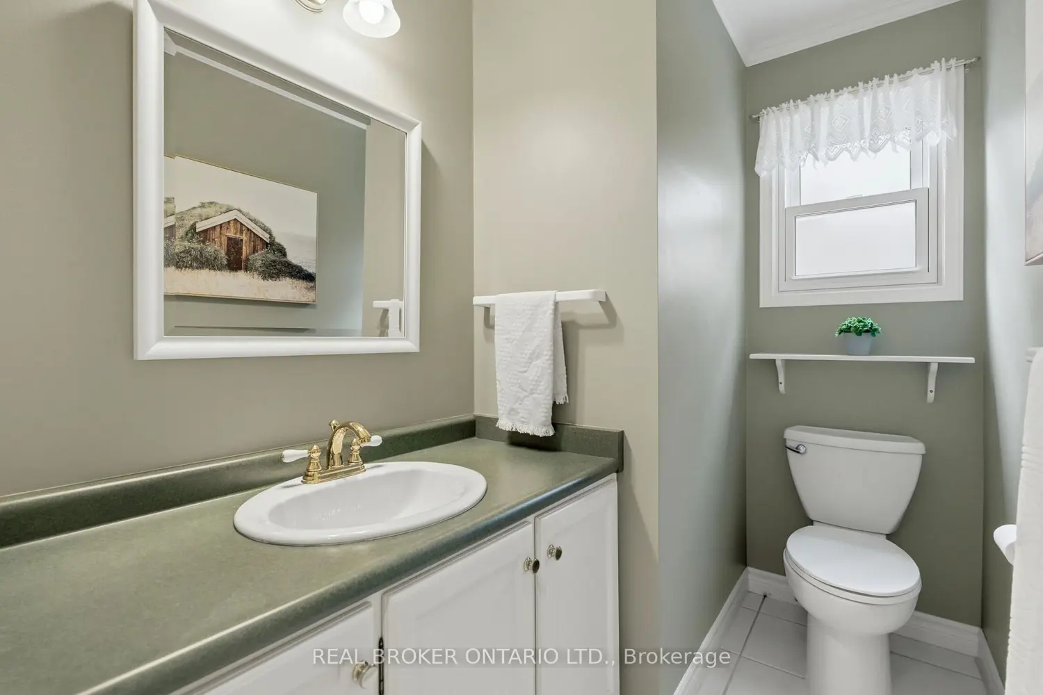 2241 Mansfield Drive photo 2