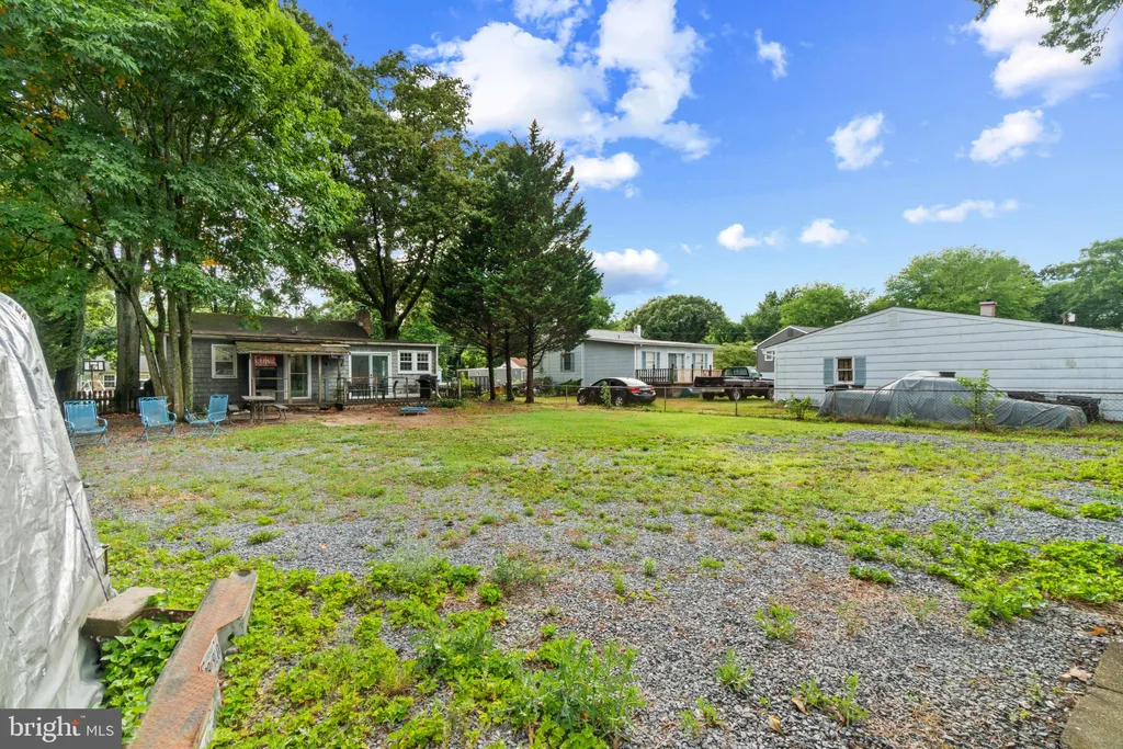 10 Winding Woods Way, Pasadena, MD 21122
