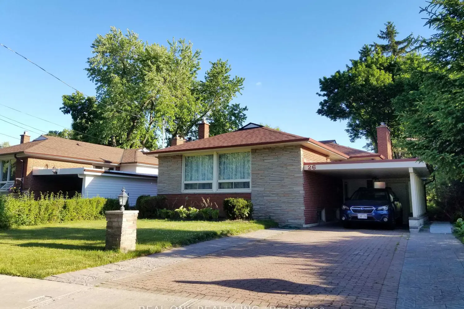 26 Applefield Drive photo 3