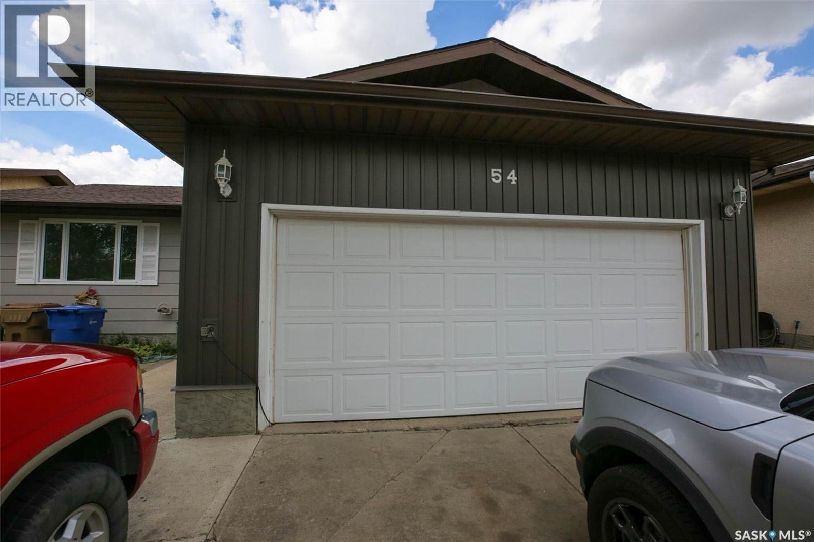 54 Springstein Avenue, Regina, SK, S4R7K7