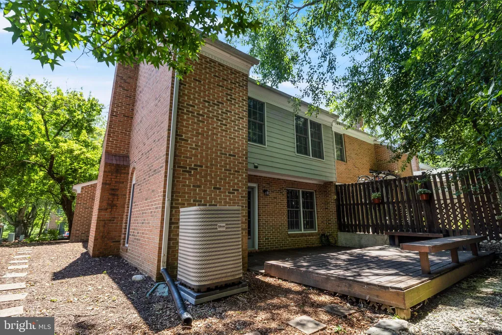 106 Huckleberry Drive, La Plata, MD 20646