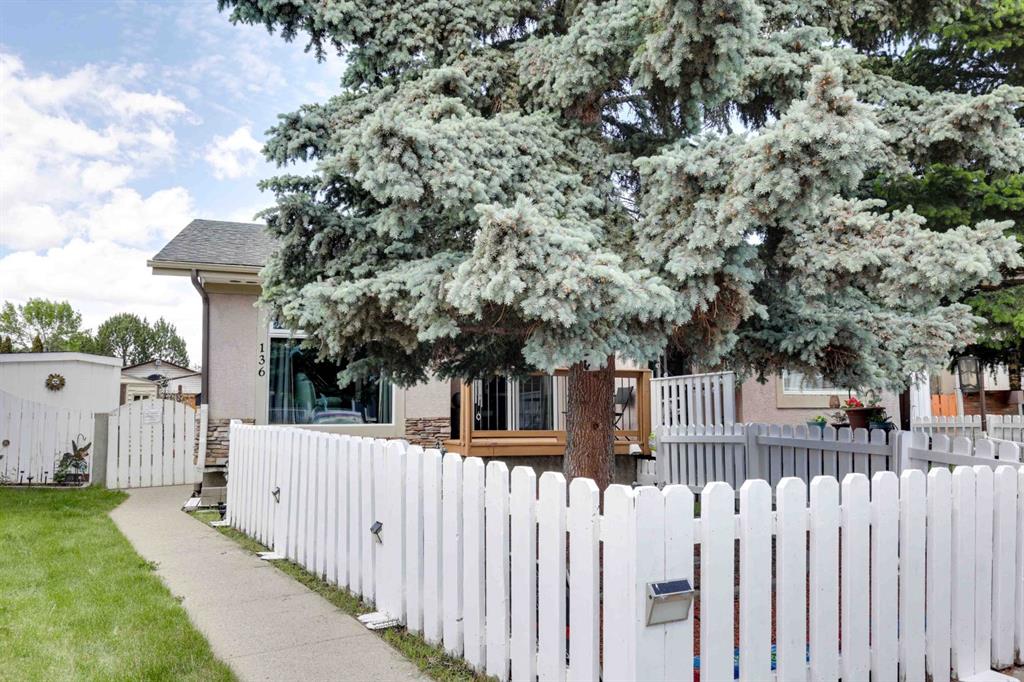 136 Abalone Place NE, Calgary, AB, T2A 6N1