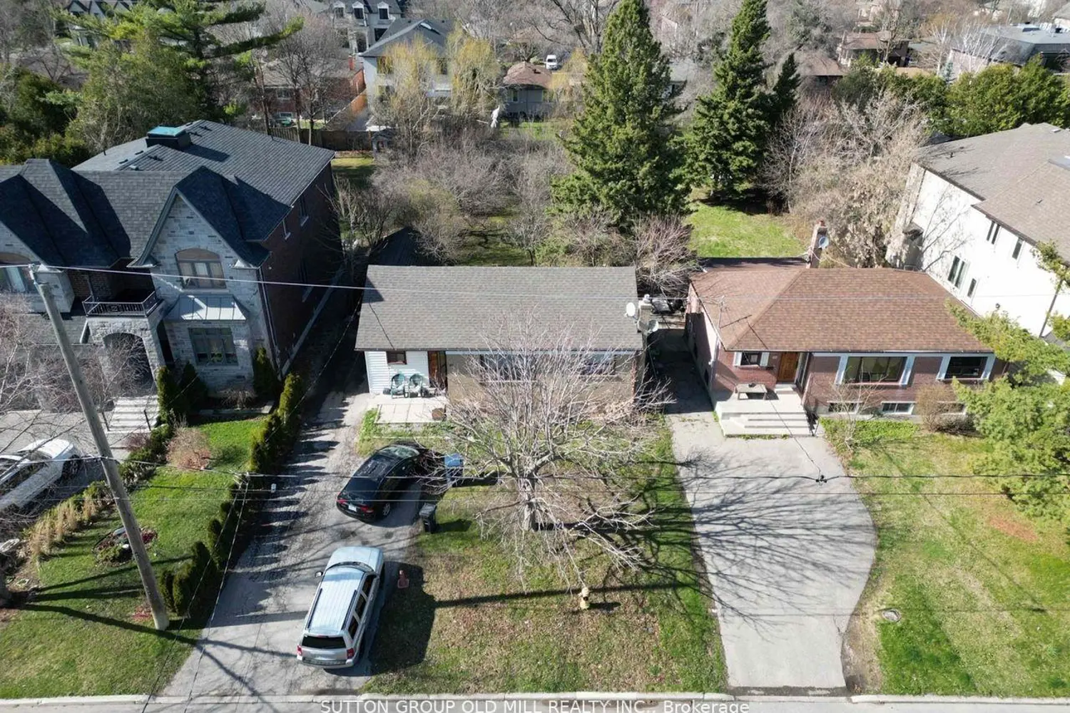 96 Caines Avenue photo 3