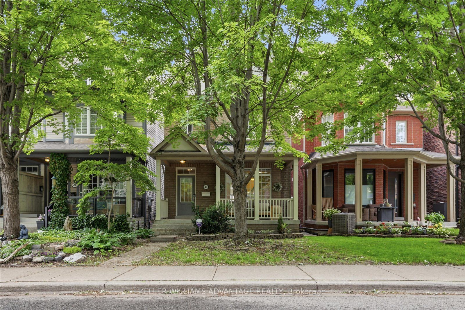 46 Sarah Ashbridge Avenue, Toronto, ON, M4L 3Y9