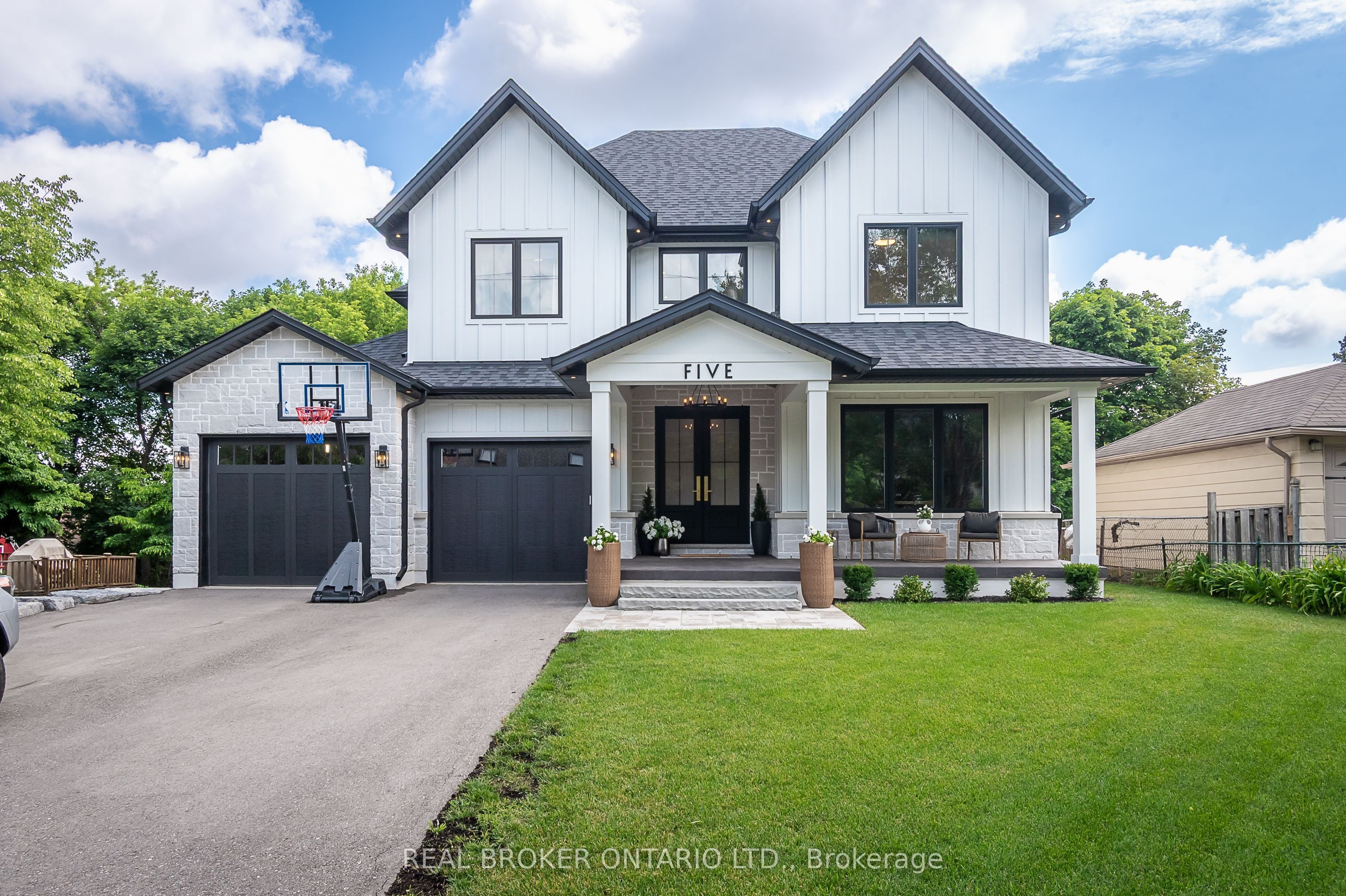 5 Arletta Street, Halton Hills, ON, L7G 3J2