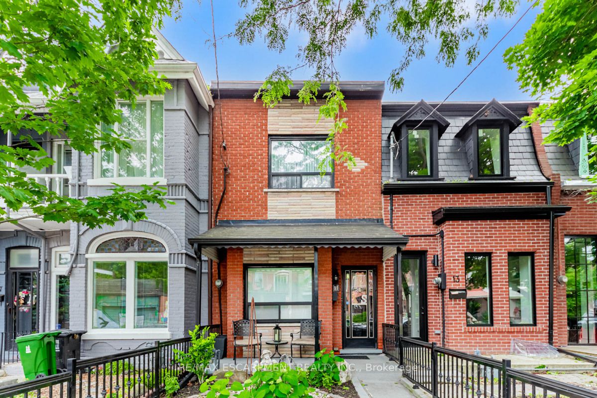 11 Alma Avenue, Toronto, ON, M6J 1N2