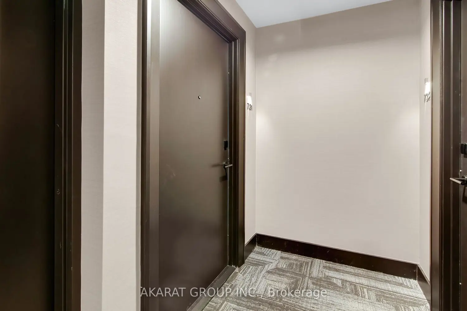 2343 Khalsa Gate 731 photo 4