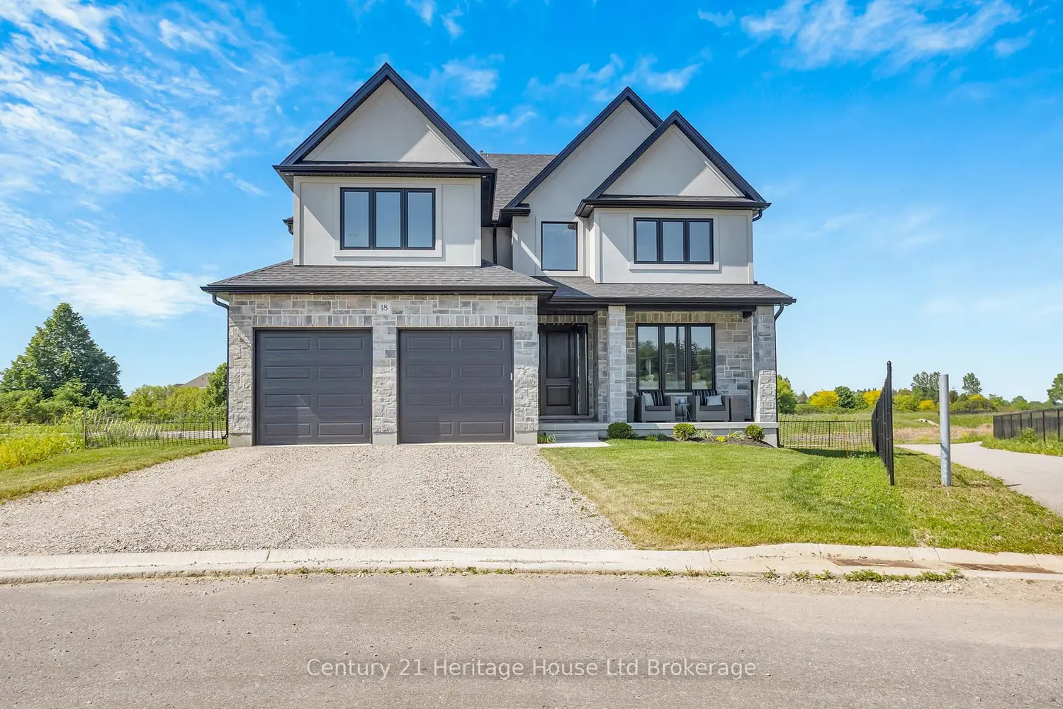 18 Thompson Court