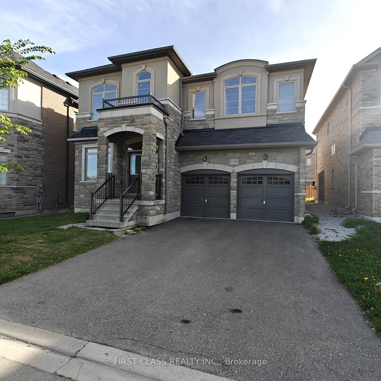 1538 Devine Point, Milton, ON, L9E 1H6