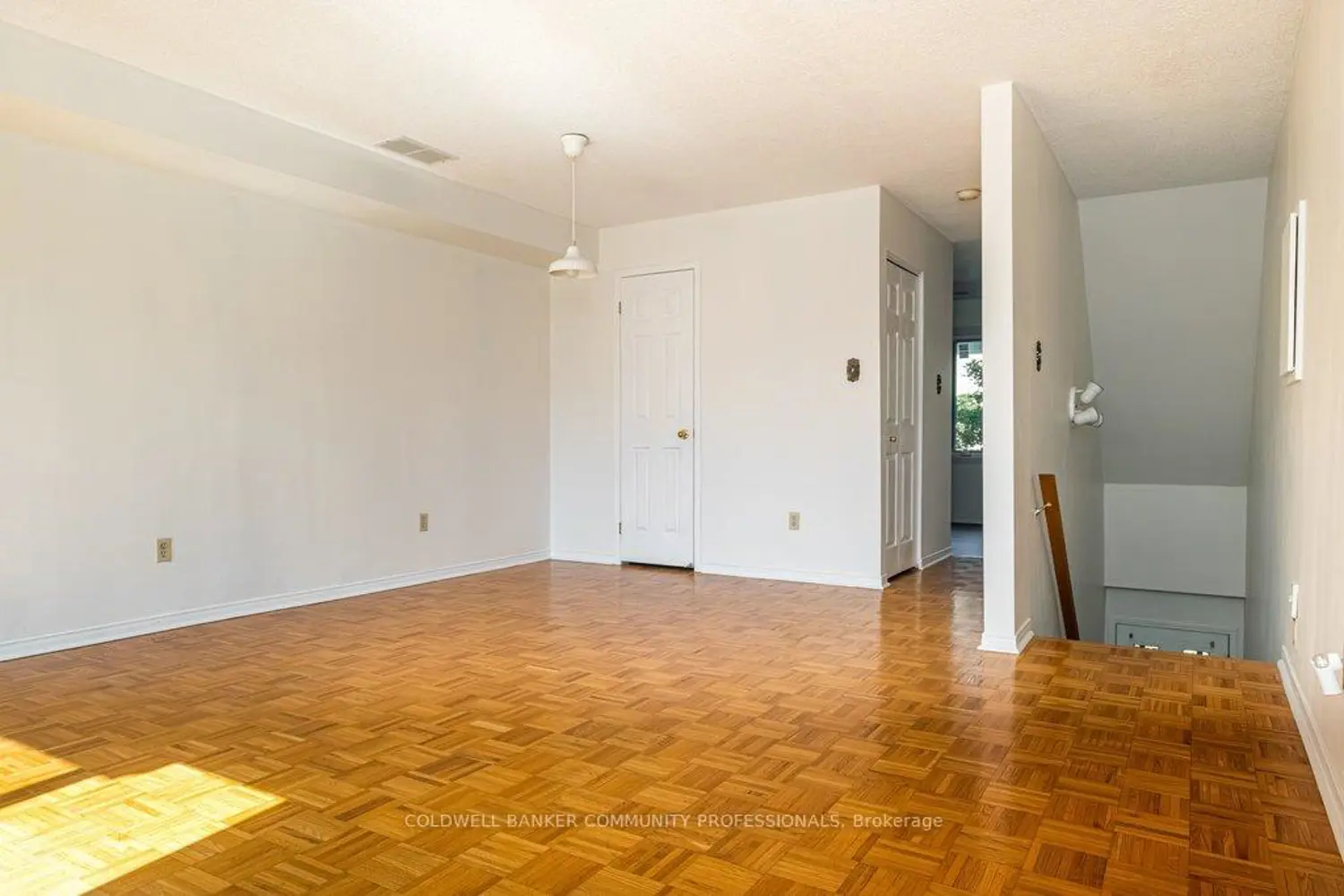 266 Limeridge Road 10 photo 5