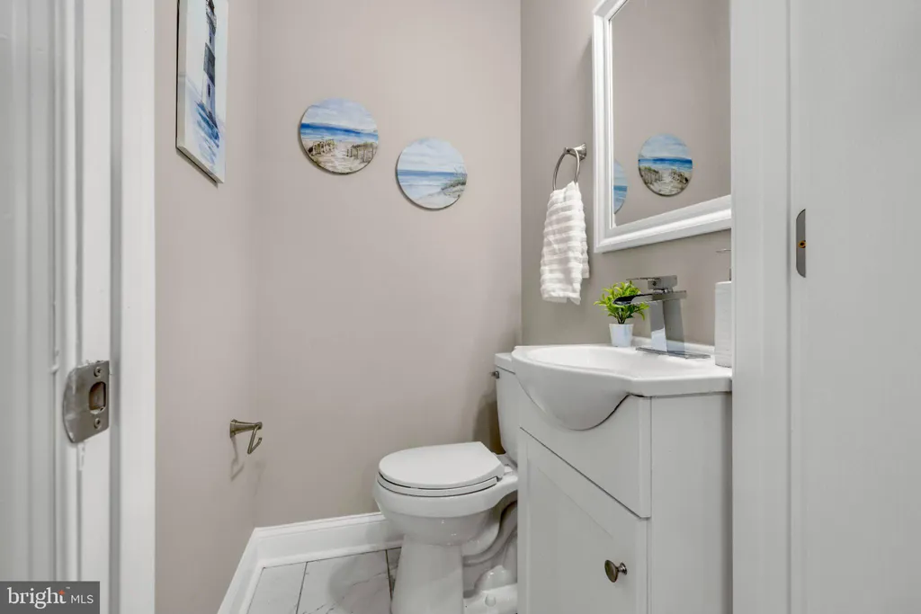 145 N Monastery Avenue, Baltimore, MD 21229 photo 5