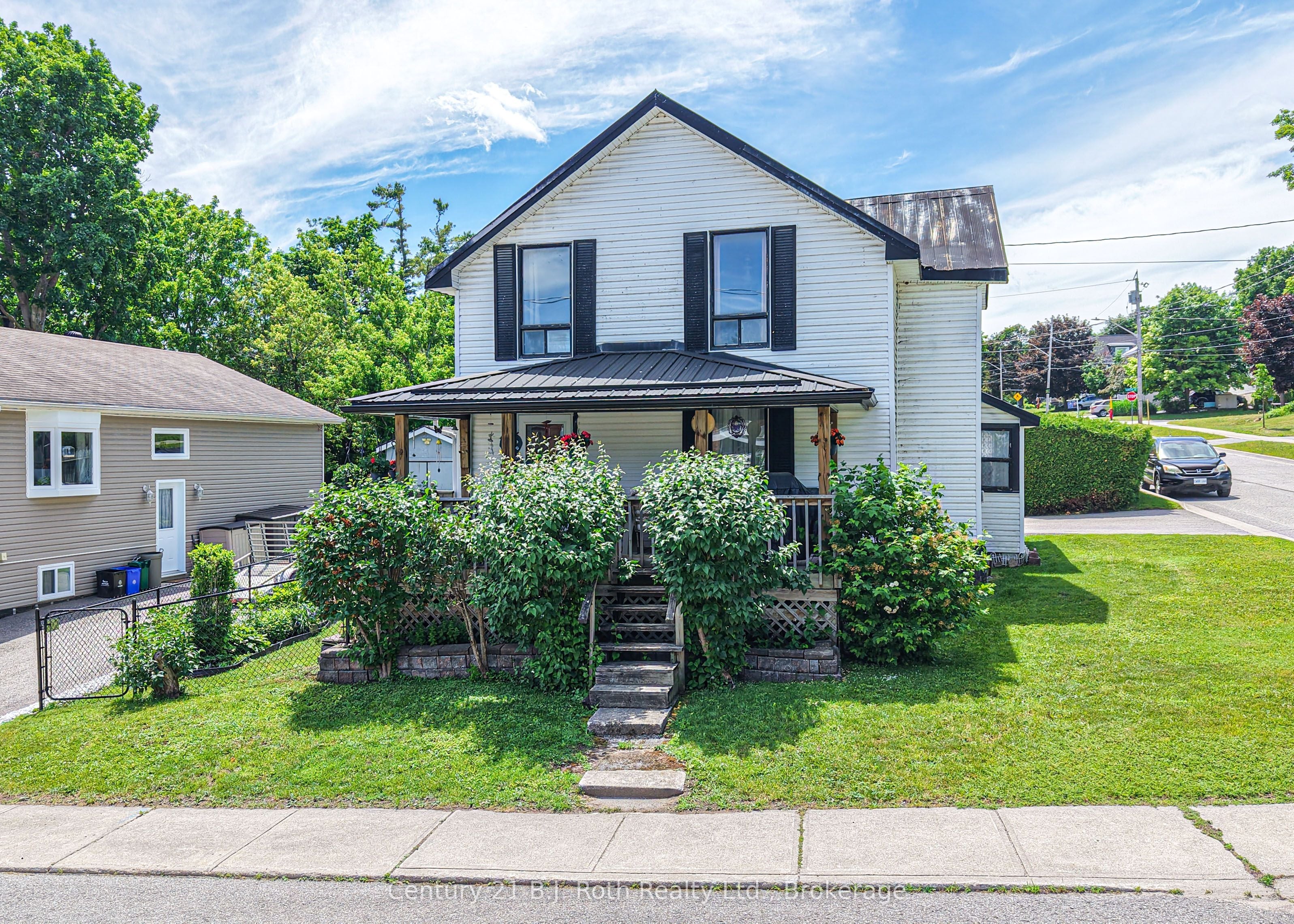 139 Borland Street E, Orillia, ON, L3V 2C1