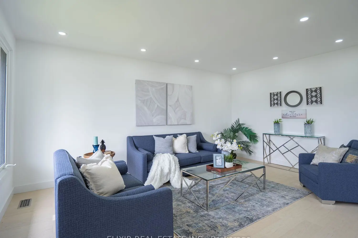 63 Champlain Avenue photo 3