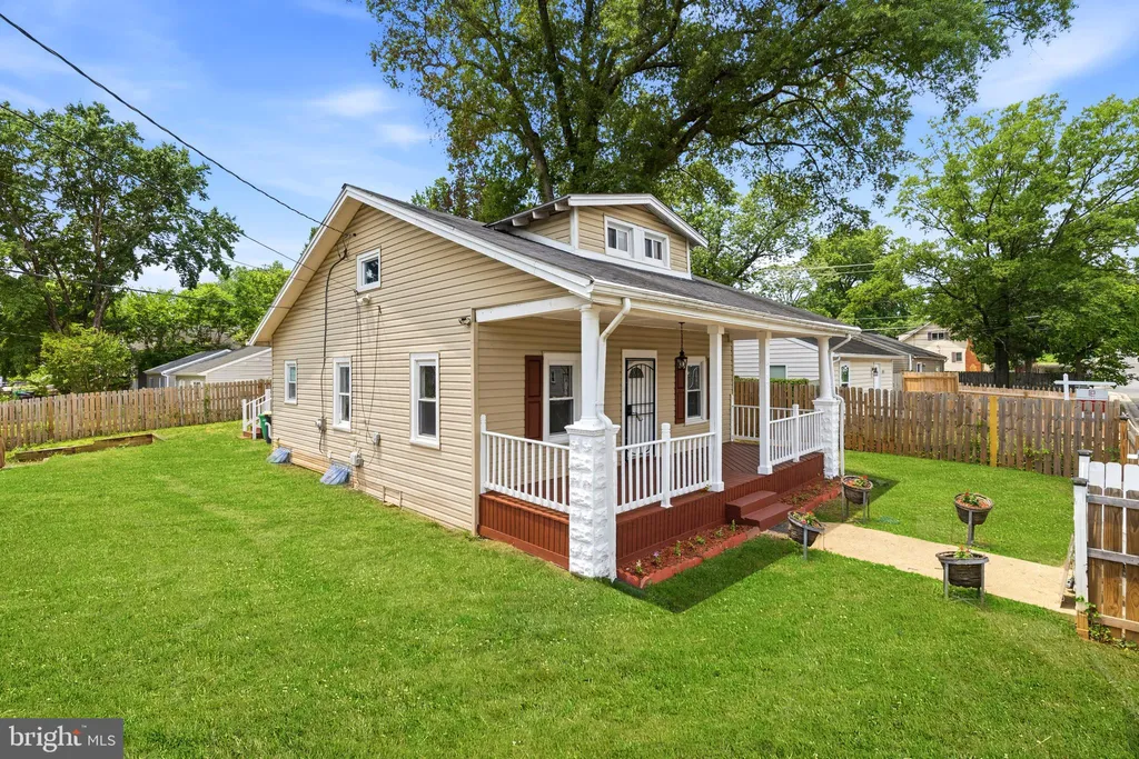 5033 Emo Street, Capitol Heights, MD 20743 photo 3