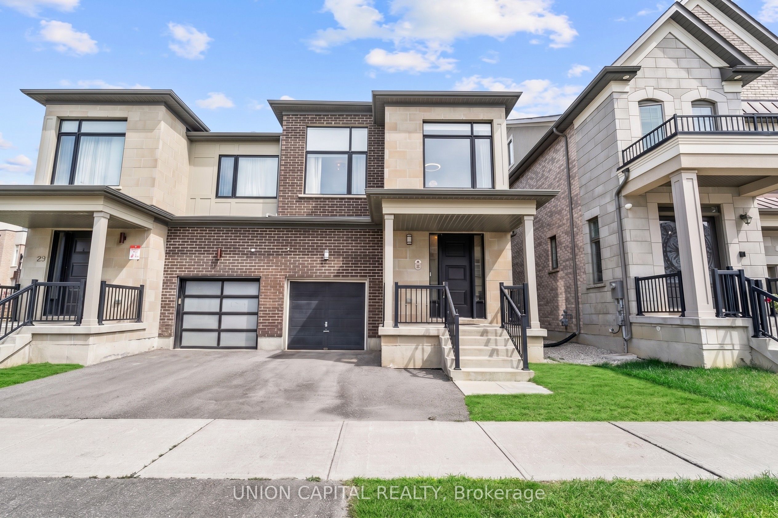 8 Protostar Avenue, Richmond Hill, ON, L4C 5G9