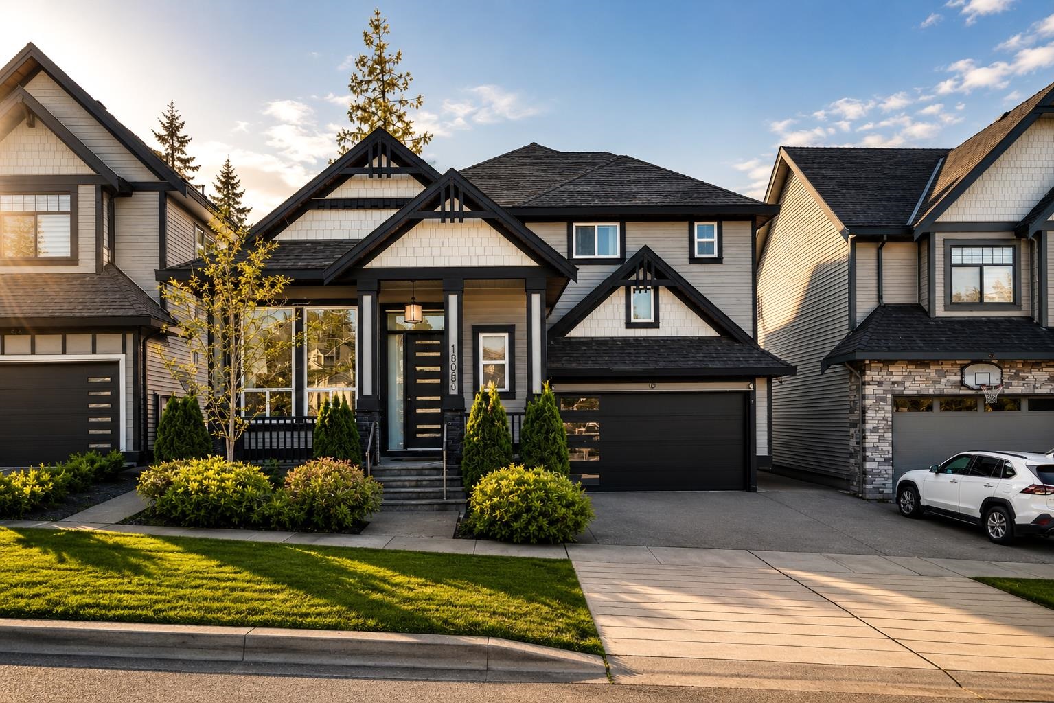 18080 67 Avenue, Surrey, BC, V3S 8C3