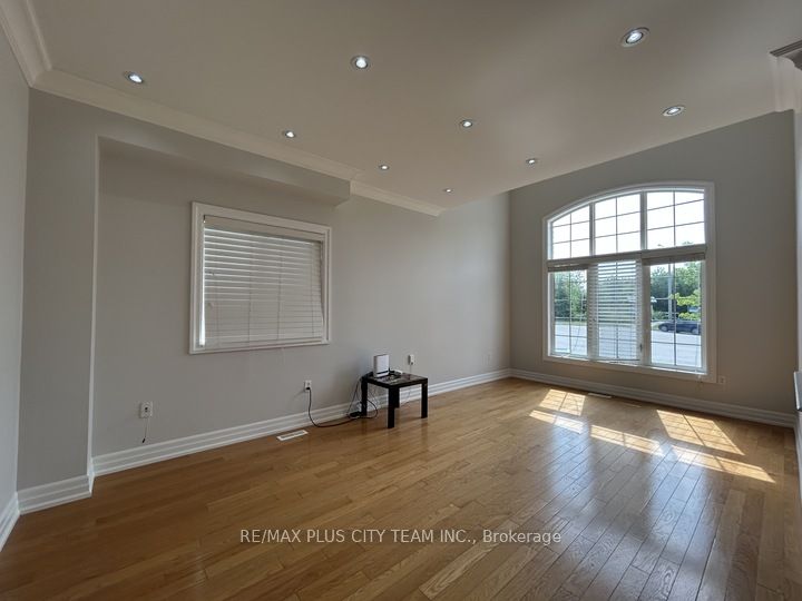 59 Trish Drive, Richmond Hill, ON, L4E 5C4 photo 5