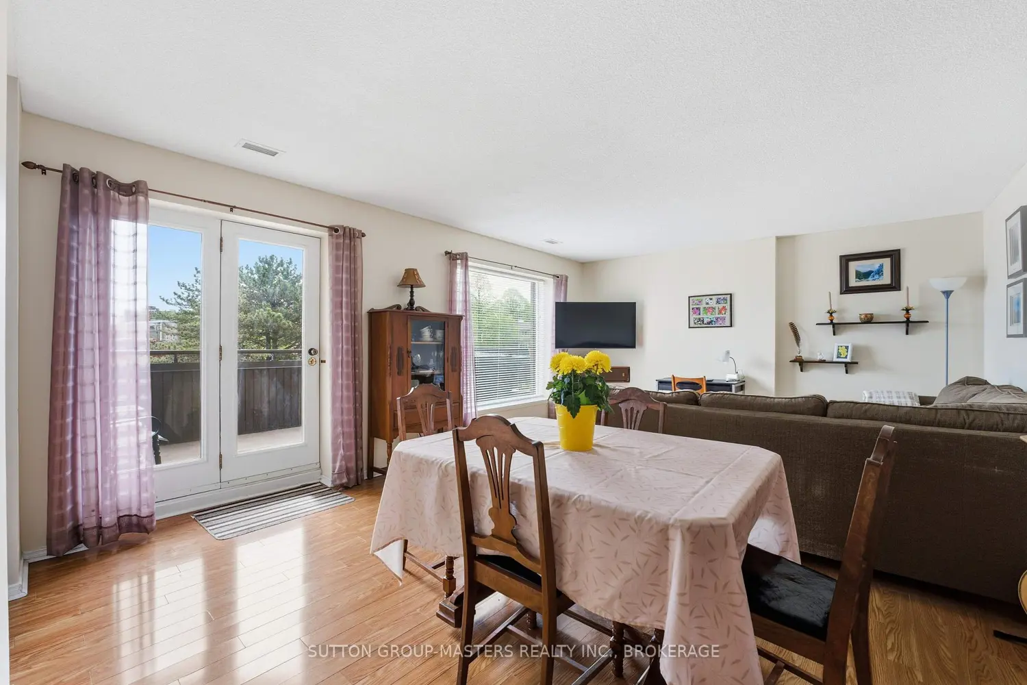 130 Wright Crescent 204 photo 4