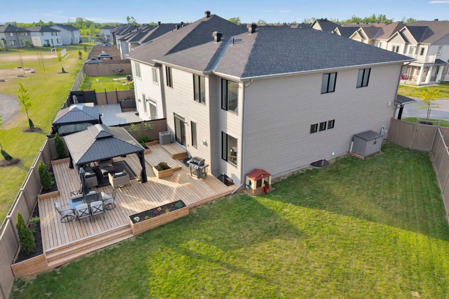 342 Finial Way