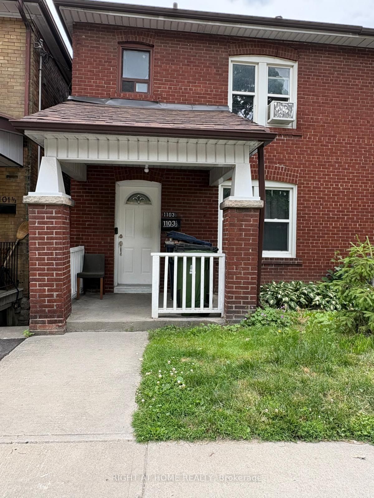 1103 1/2 Davenport Road, Toronto, ON, M6G 2C3
